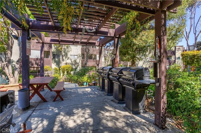 view of patio featuring a pergola