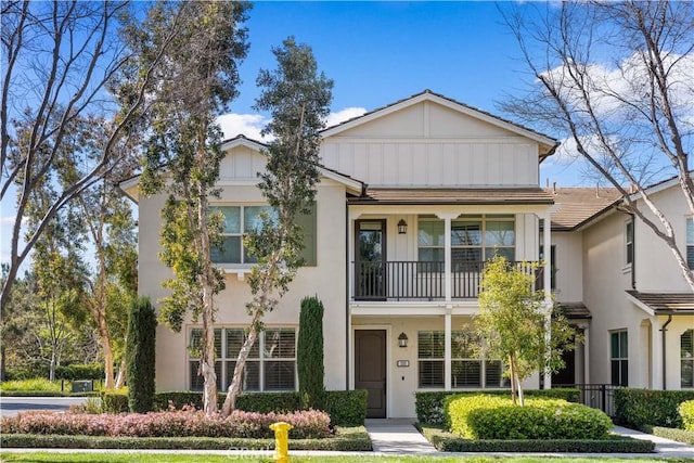 view of front of property with stucco siding