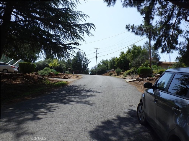 Listing photo 3 for 10336 Boren Bega Dr, Kelseyville CA 95451