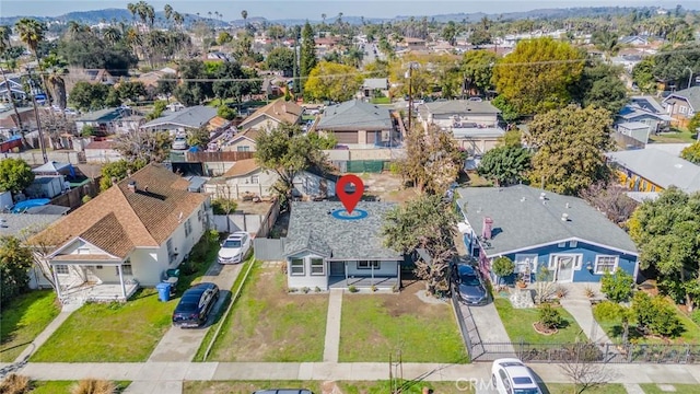 bird's eye view with a residential view