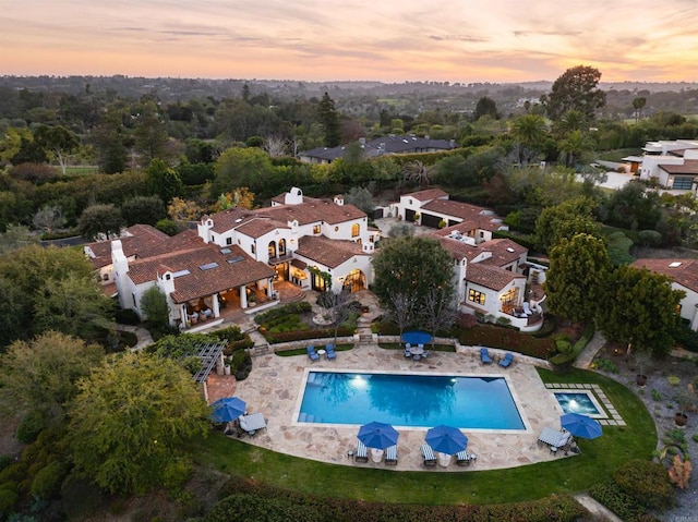 aerial view at dusk with a residential view