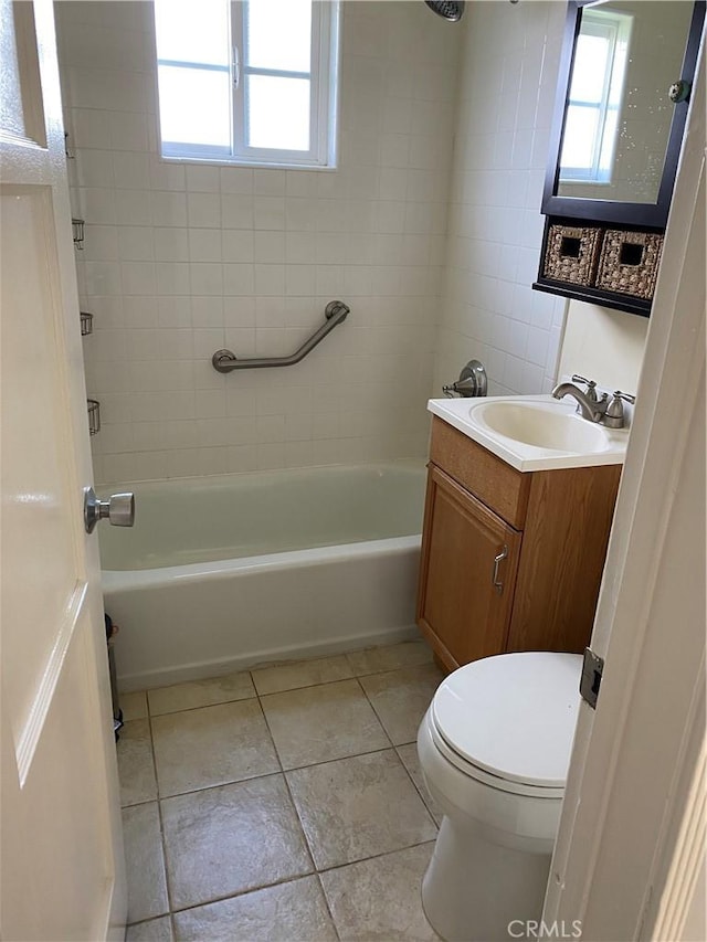 full bathroom featuring a wealth of natural light, toilet, tub / shower combination, and vanity