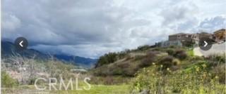 5641 N Pinnacle Ln, San Bernardino, CA 92407 - photo 6