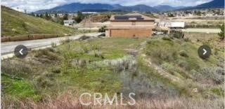 5641 N Pinnacle Ln, San Bernardino, CA 92407 - photo 7