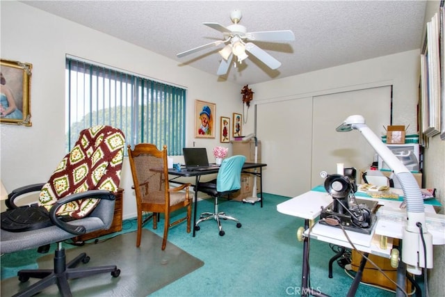 61615 El Cajon Dr, Joshua Tree, CA 92252 - carpeted home office with a textured ceiling and ceiling fan