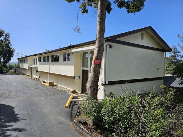 311 Longview Ln, San Luis Obispo, CA 93405 - view of front of house featuring stucco siding