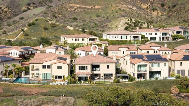 drone / aerial view featuring a residential view