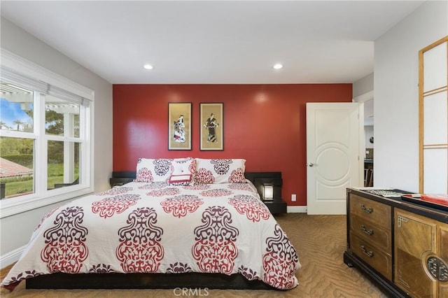 bedroom featuring recessed lighting, baseboards, and carpet flooring