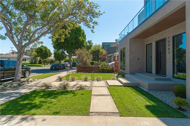 10943 Pickford Way, Culver City, CA 90230 - view of yard