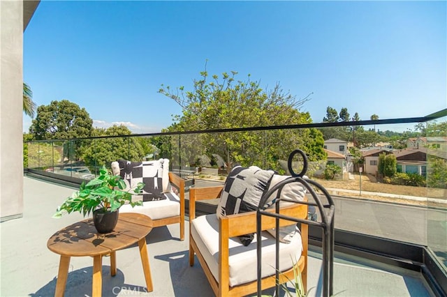 10943 Pickford Way, Culver City, CA 90230 - balcony featuring an outdoor hangout area
