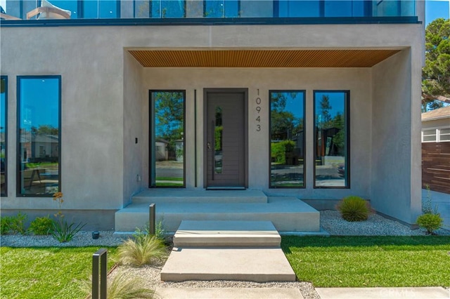 10943 Pickford Way, Culver City, CA 90230 - entrance to property featuring stucco siding and covered porch