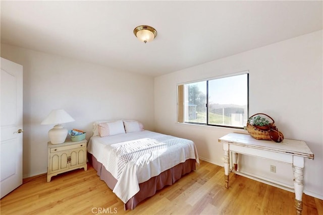 2139 Verde Canyon Rd, Arroyo Grande, CA 93420 - bedroom featuring light wood-style floors