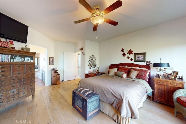 2139 Verde Canyon Rd, Arroyo Grande, CA 93420 - bedroom featuring light wood-style flooring, connected bathroom, and a ceiling fan