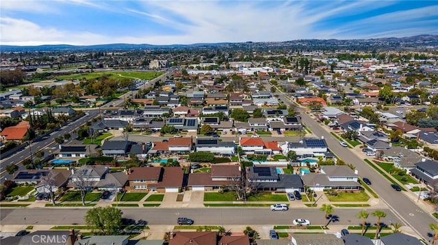 birds eye view of property featuring a residential view