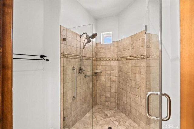 805 E Chase Dr, Corona, CA 92881 - full bath with a shower stall
