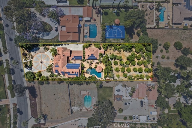 805 E Chase Dr, Corona, CA 92881 - birds eye view of property