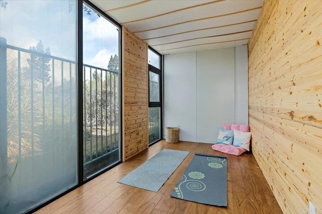 1905 Oxford Ct, Vista, CA 92081 - view of unfurnished sunroom