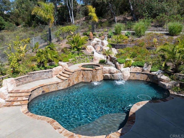 1905 Oxford Ct, Vista, CA 92081 - view of pool featuring an in-ground hot tub and a patio area