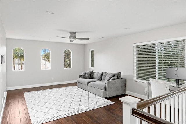 1905 Oxford Ct, Vista, CA 92081 - living area featuring a ceiling fan, wood finished floors, and recessed lighting