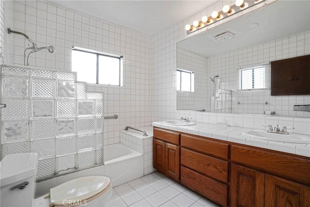 531 W Arbutus St, Compton, CA 90220 - photo 14