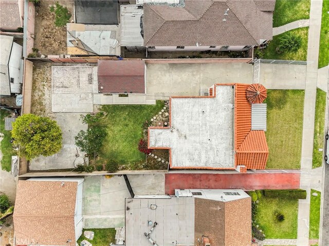 531 W Arbutus St, Compton, CA 90220 - photo 21