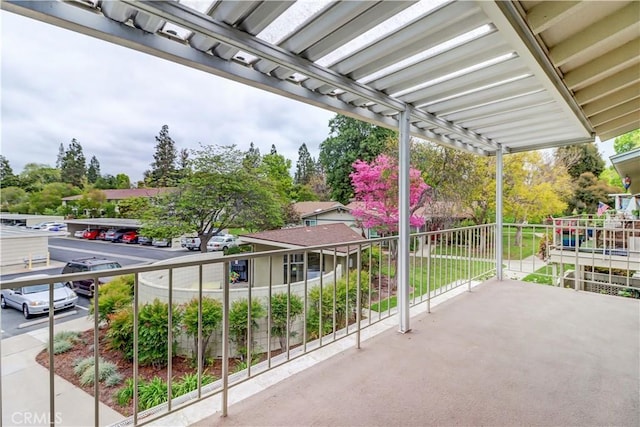86 Calle Aragon Unit O, Laguna Woods, CA 92637 - view of patio with a balcony