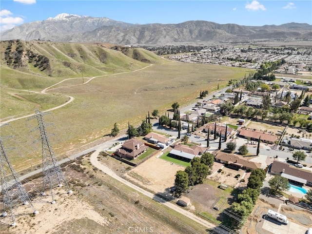 bird's eye view featuring a mountain view