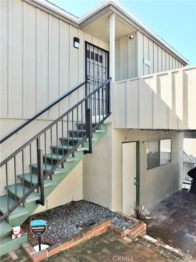508 30th St, Hermosa Beach, CA 90254 - view of staircase