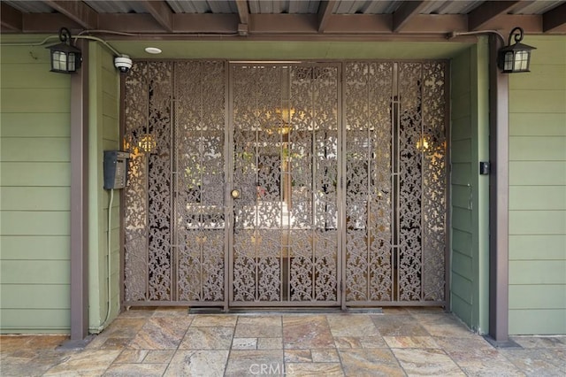 entrance to property featuring a gate
