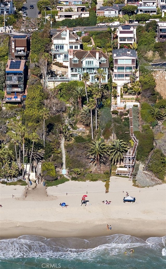 drone / aerial view of expansive coastline