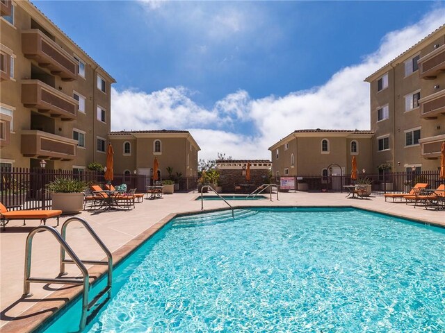 21345 Hawthorne Blvd Unit 415, Torrance, CA 90503 - community pool with a patio area and fence