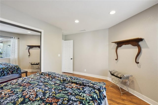 22176 Dogie Pl, Canyon Lake, CA 92587 - bedroom featuring recessed lighting and wood finished floors