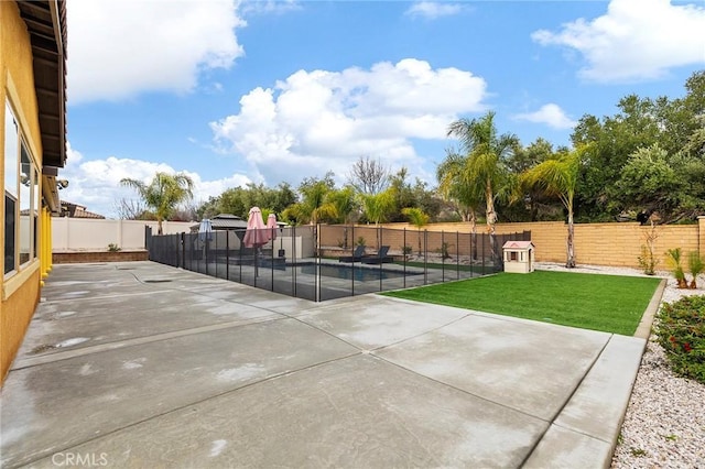 view of patio with a fenced backyard