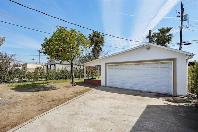 view of detached garage