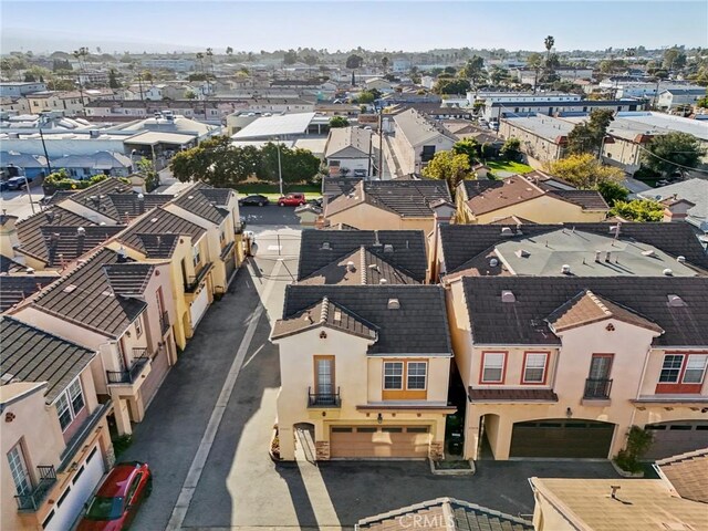 drone / aerial view featuring a residential view