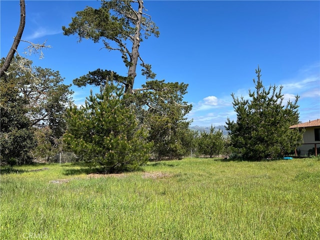 Listing photo 2 for 2540 Malvern St, Cambria CA 93428