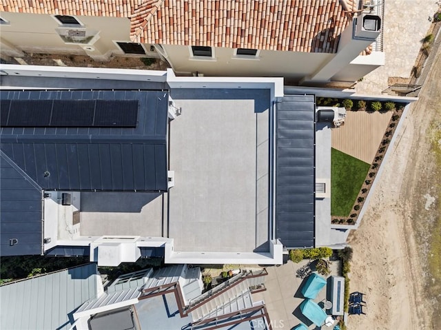 20 Balboa Cvs, Newport Beach, CA 92663 - view from above of property