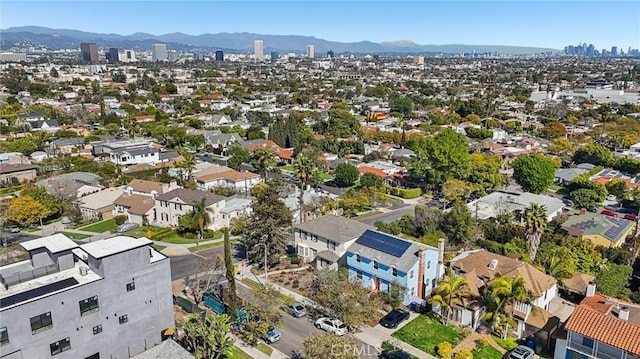 bird's eye view featuring a mountain view