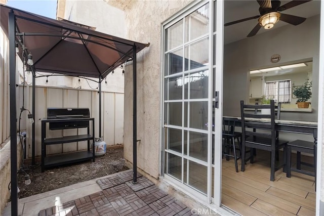 14039 Astoria St Unit 120, Sylmar, CA 91342 - entryway featuring a ceiling fan