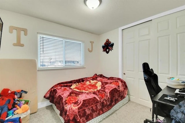 bedroom featuring carpet floors