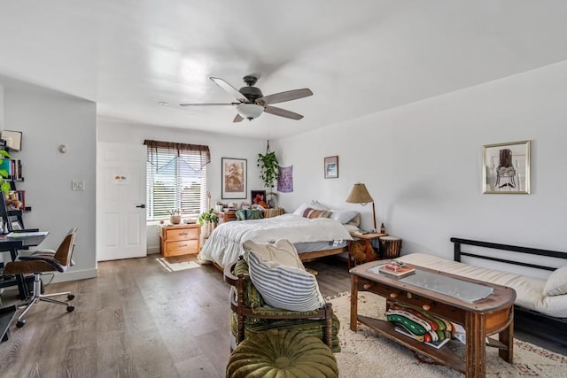 381214 36th St, San Diego, CA 92104 - bedroom featuring wood finished floors, a desk, and ceiling fan