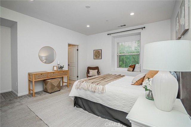 bedroom featuring recessed lighting, visible vents, baseboards, and carpet flooring