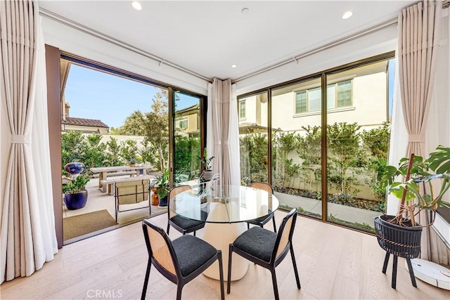 view of sunroom / solarium