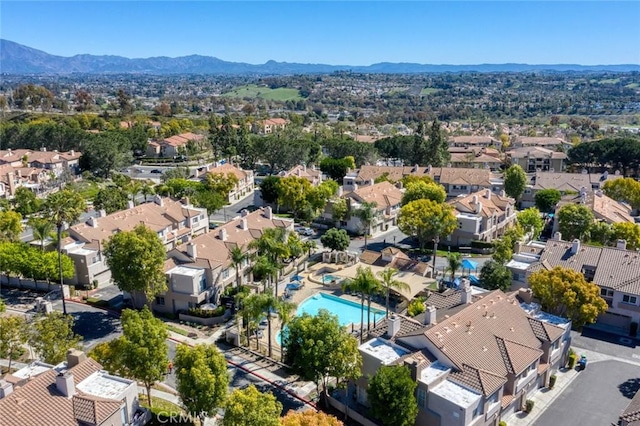 bird's eye view featuring a residential view and a mountain view