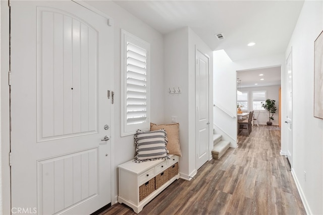 foyer entrance with recessed lighting, wood finished floors, visible vents, and baseboards