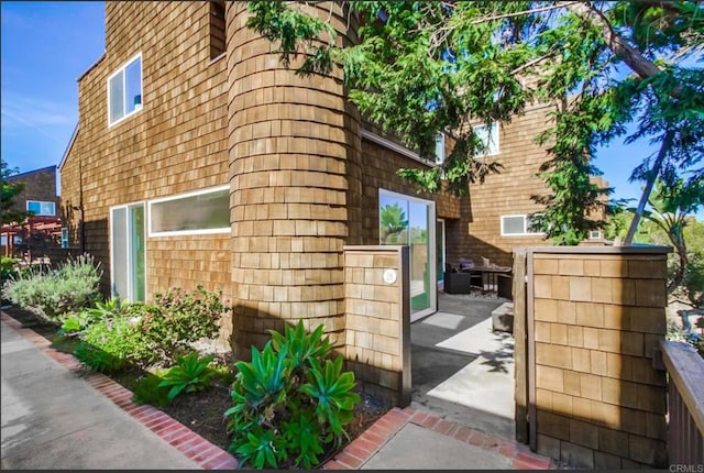 325 S Sierra Unit 28, Solana Beach, CA 92075 - photo 2