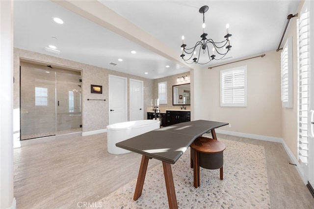 dining room featuring recessed lighting, visible vents, baseboards, and light wood-type flooring