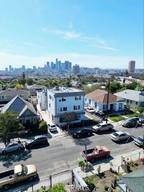 bird's eye view with a city view