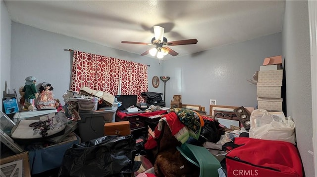 bedroom with ceiling fan