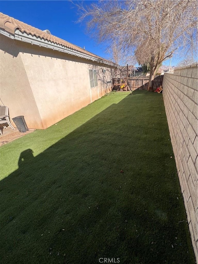 14199 Auburn Ct, Victorville, CA 92394 - photo 26